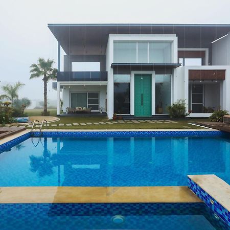 Stayvista La Paradise 2 Bedroom Villa With Outdoor Pool In Amritsar Ngoại thất bức ảnh